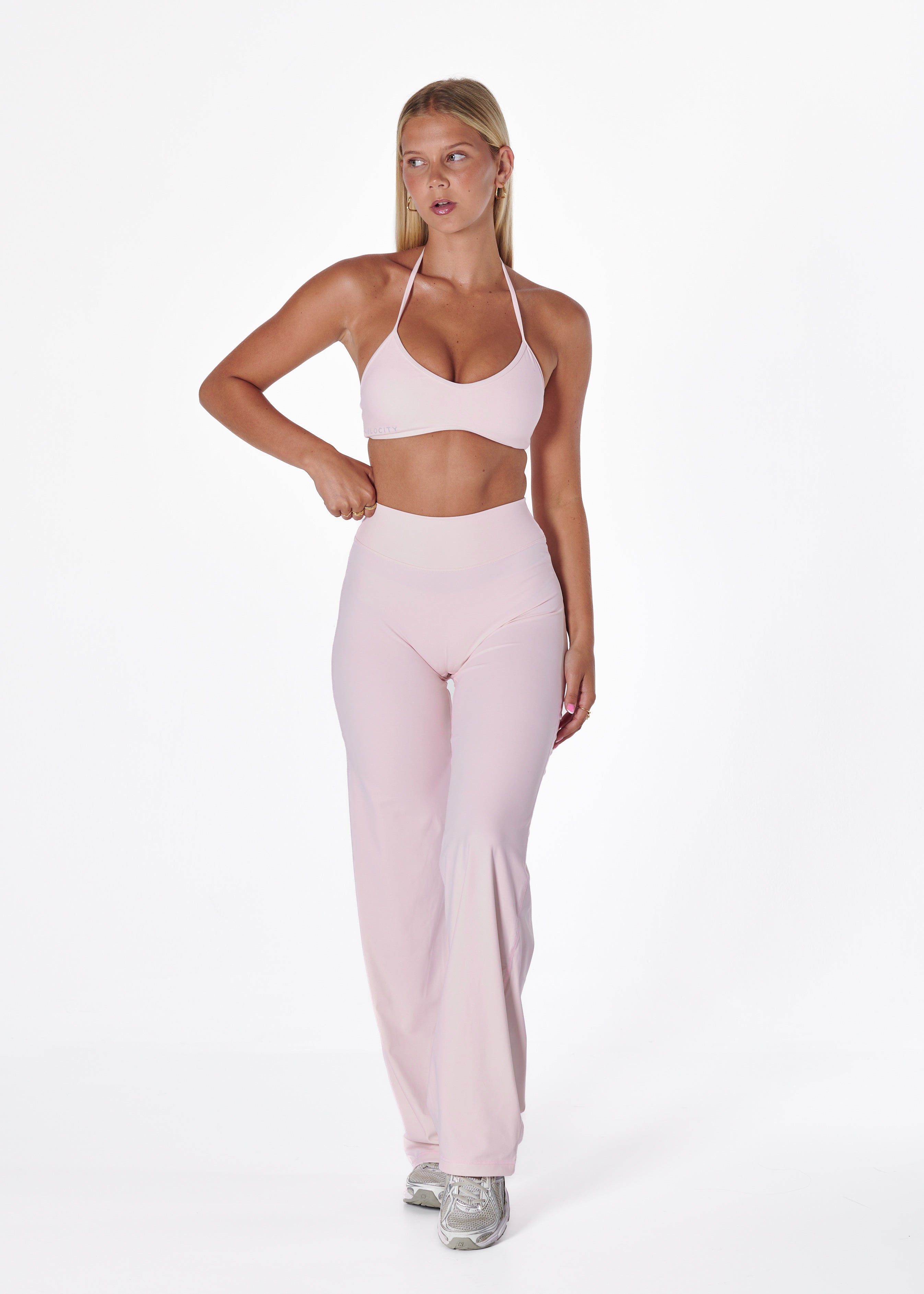FORM HALTER BRA - STRAWBERRY MILK
