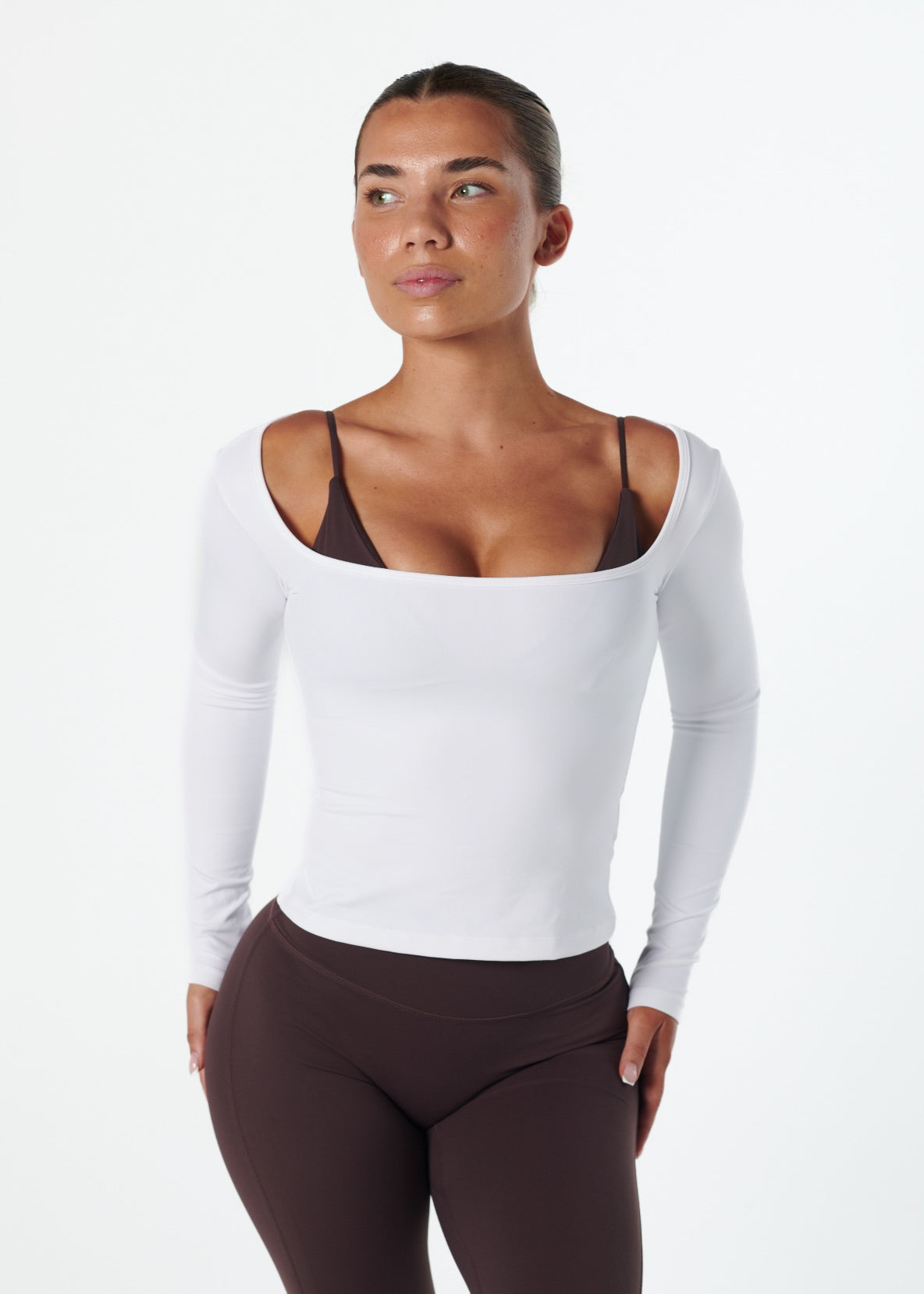 SERENE SCOOP LONG SLEEVE - WHITE
