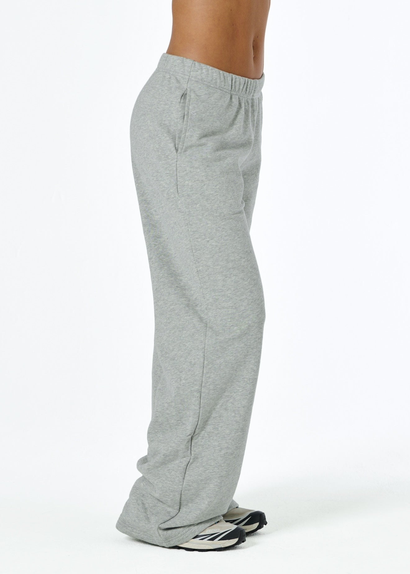 COMFORT TRACK PANTS - GREY