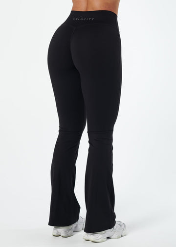 SERENE INVISIBLE SCRUNCH FLARES - BLACK