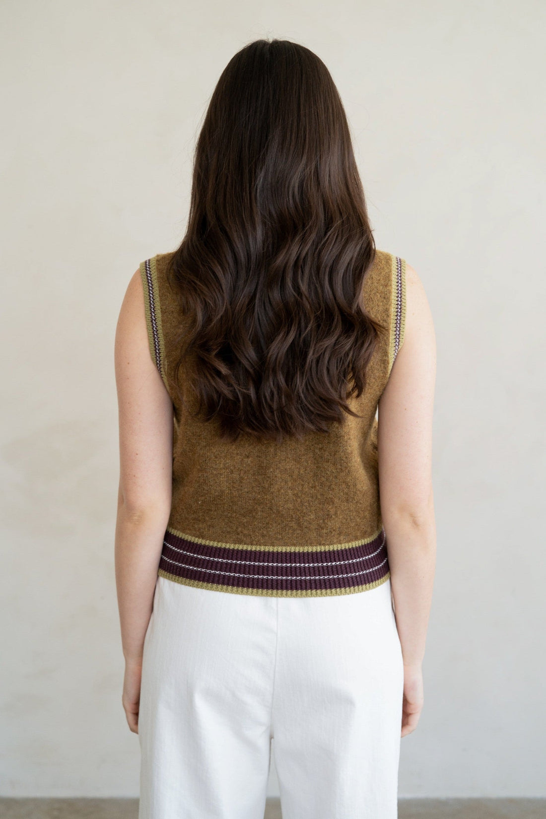 OLIVE SWEATER VEST TOP