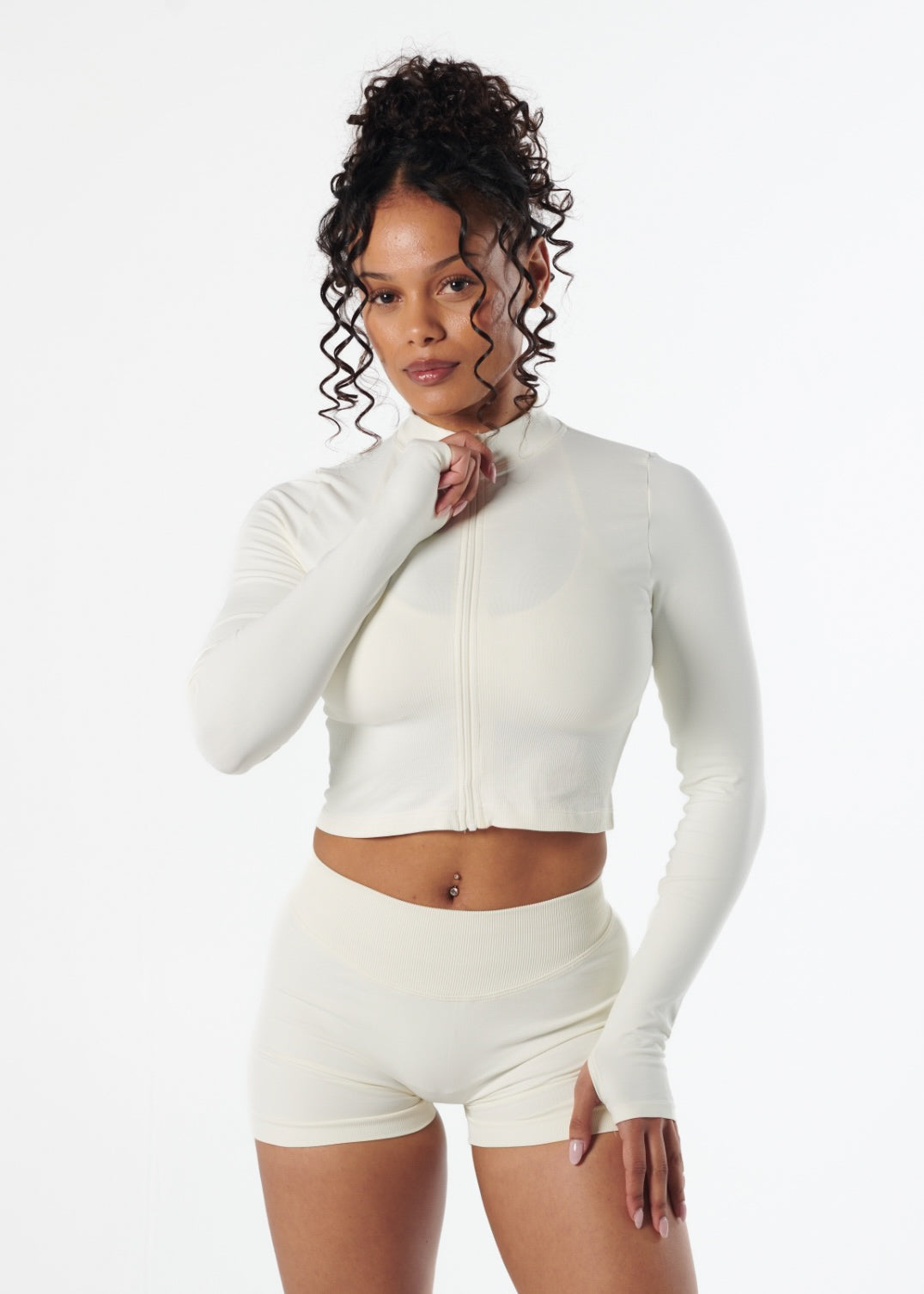 SIGNATURE SEAMLESS ZIP - VANILLA
