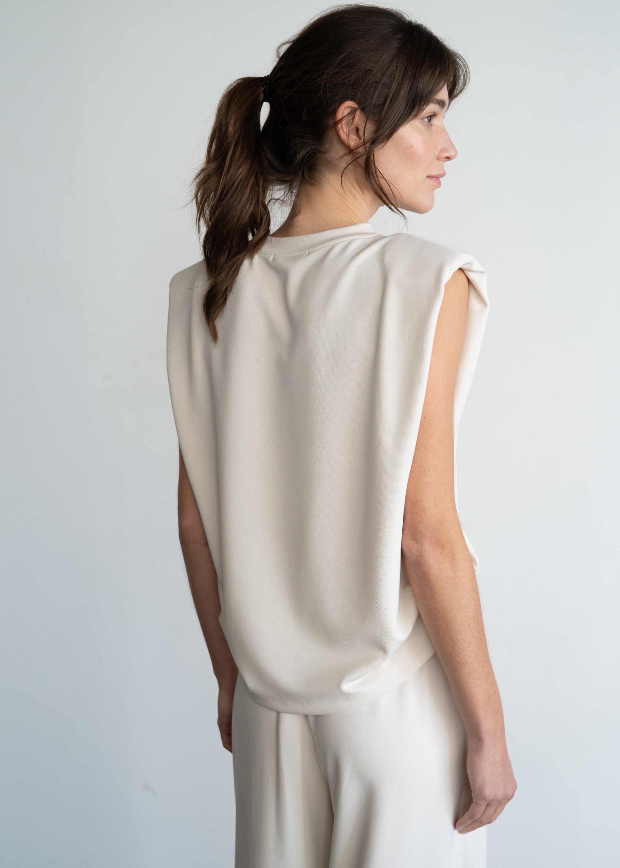 IRIS SHOULDER PAD TOP