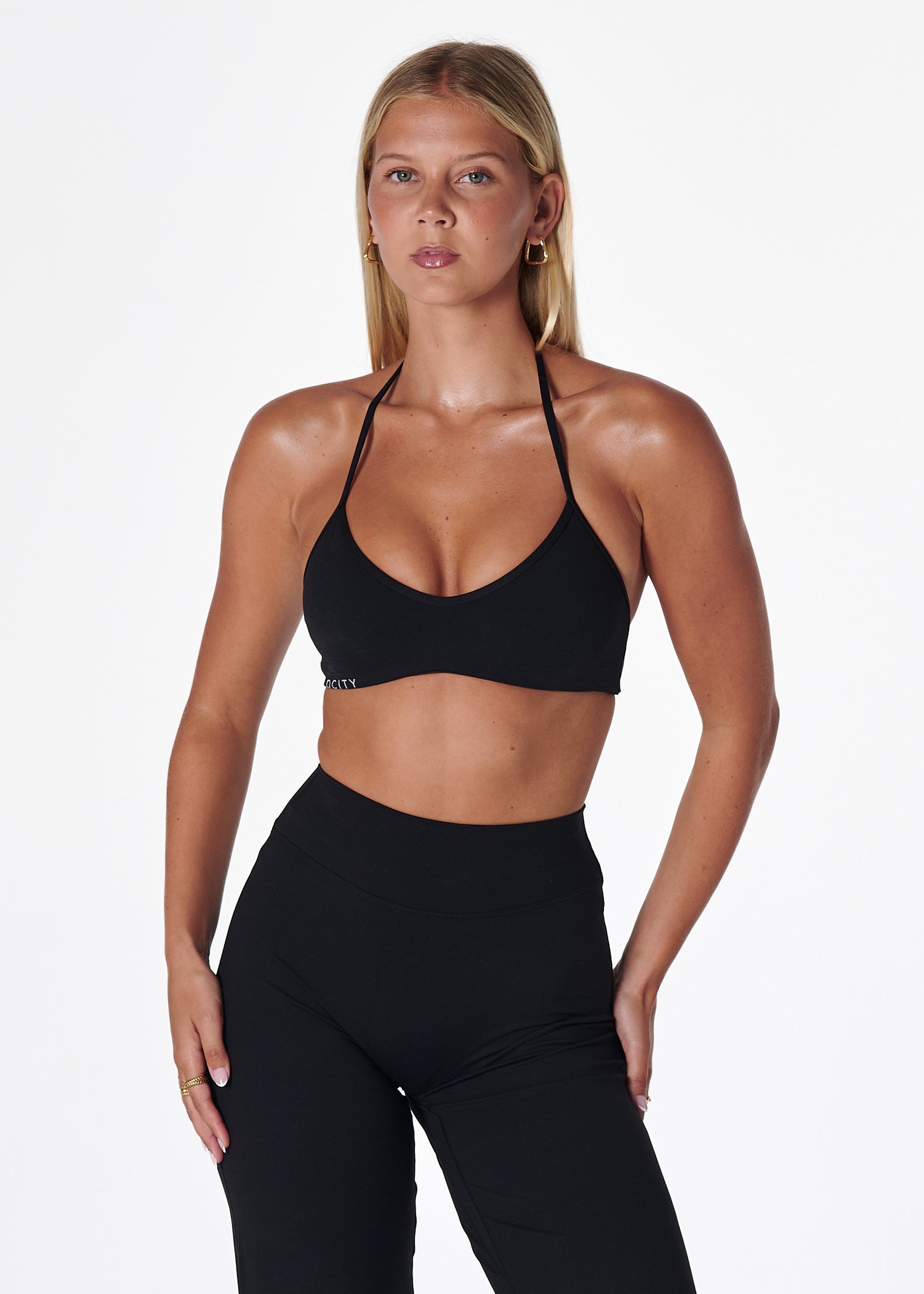 FORM HALTER BRA - BLACK