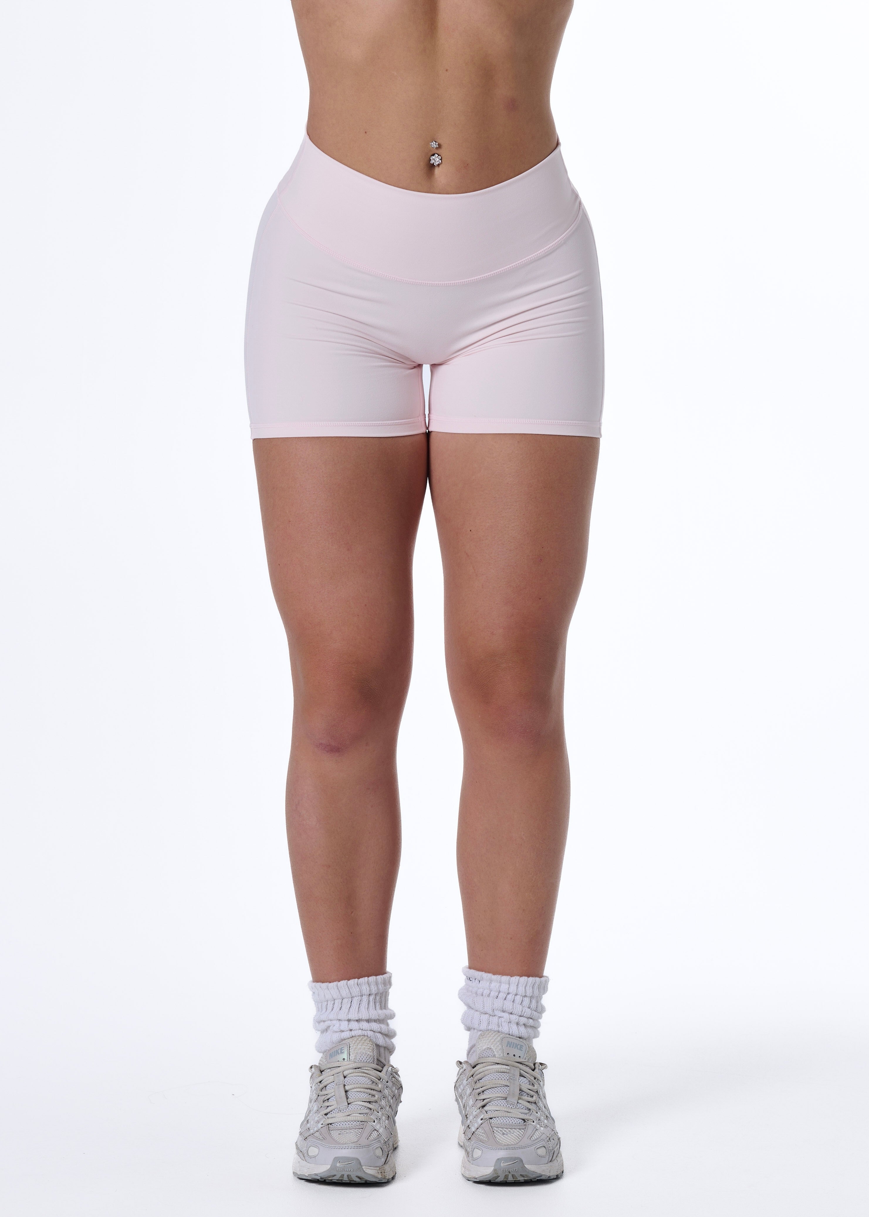 FORM SHORTS - STRAWBERRY MILK
