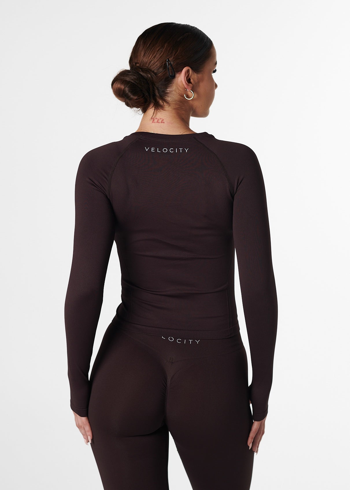 SILHOUETTE FITTED LONG SLEEVE - ESPRESSO