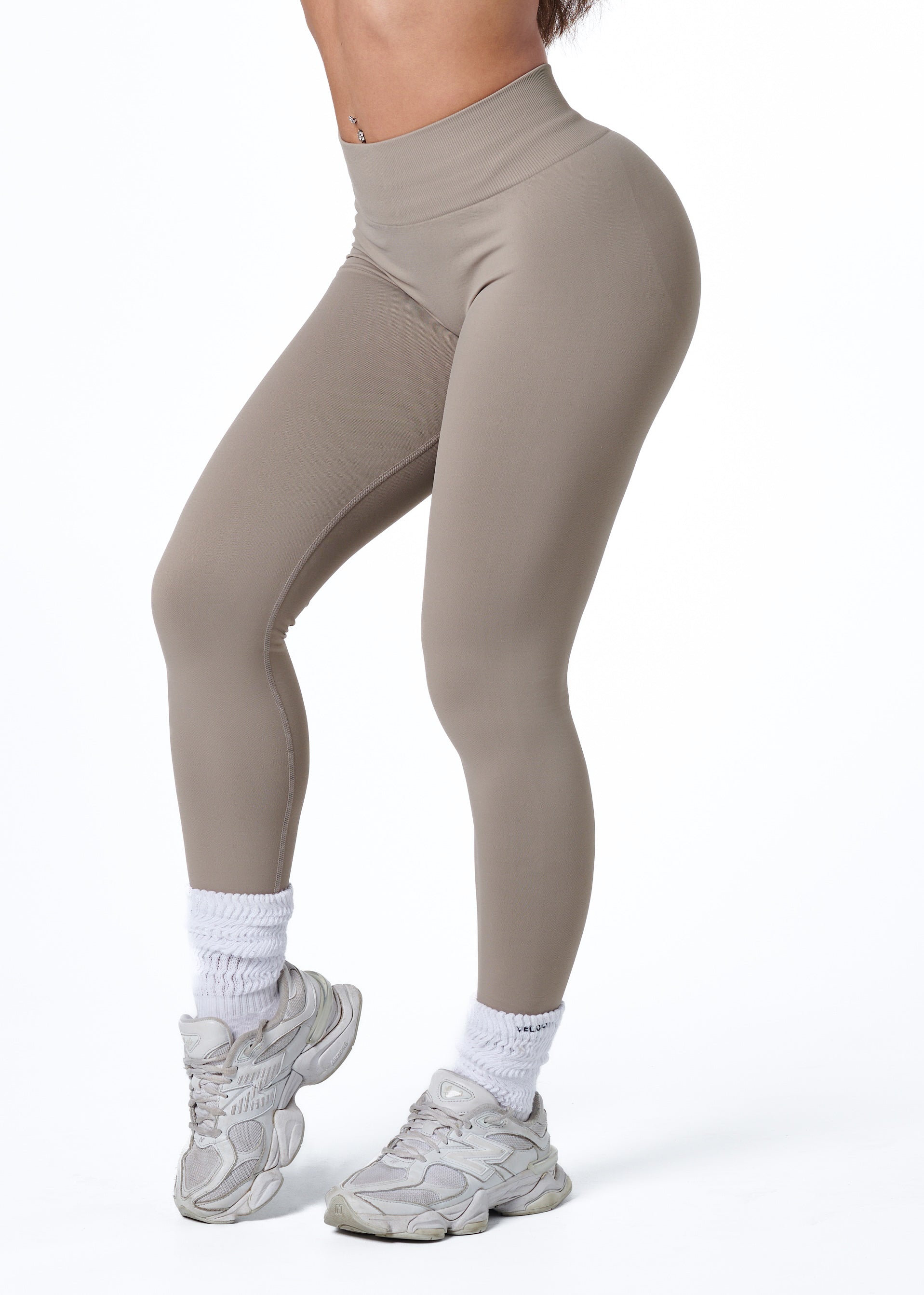 SIGNATURE SCRUNCH LEGGINGS - OAT