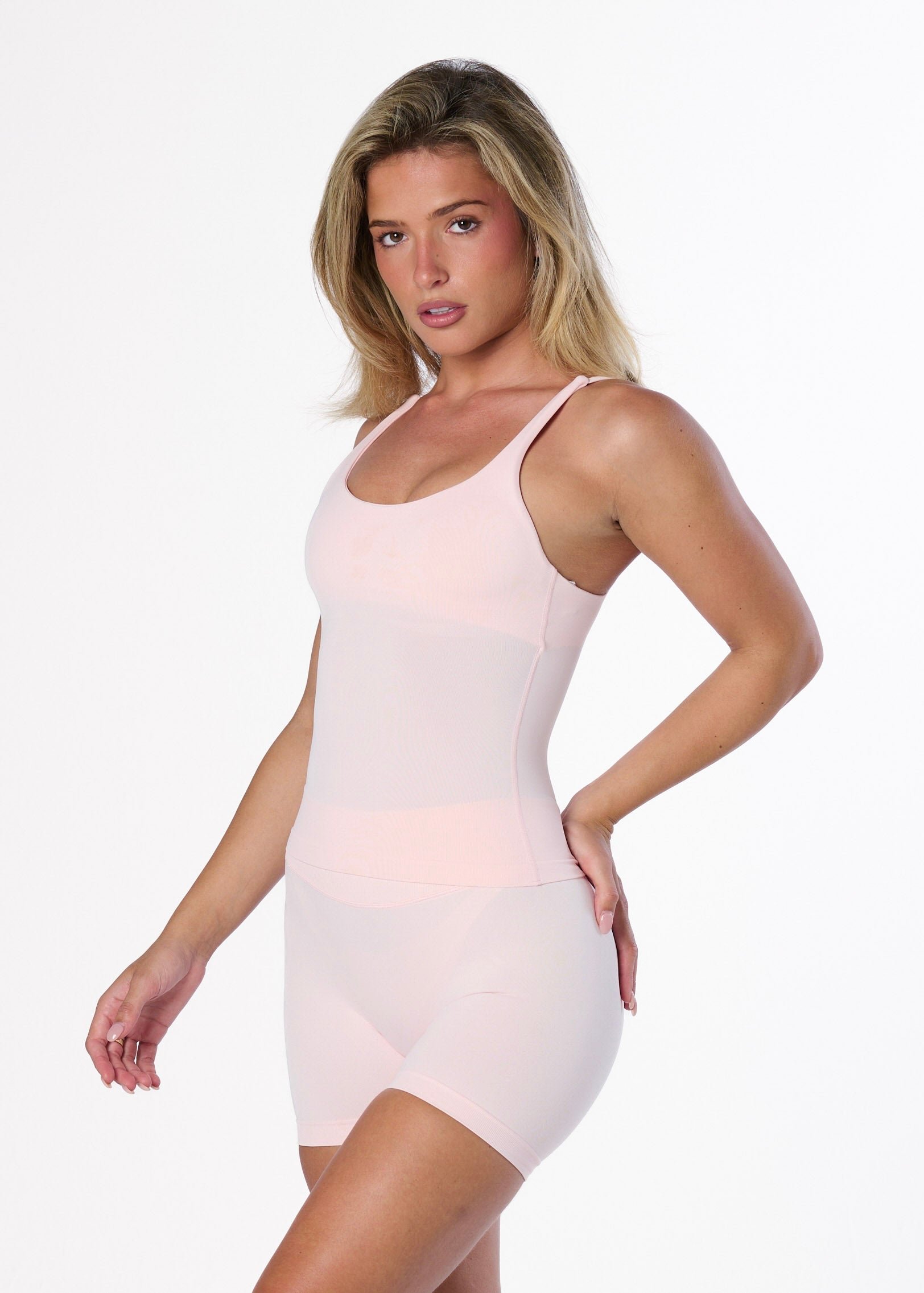 SCULPT BASIC TANK - STRAWBERRY MILK
