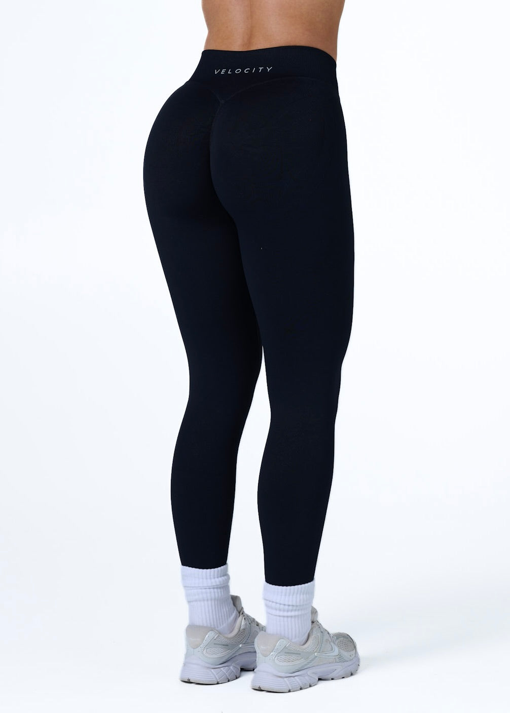 SIGNATURE INVISIBLE SCRUNCH LEGGINGS - LIQUORICE