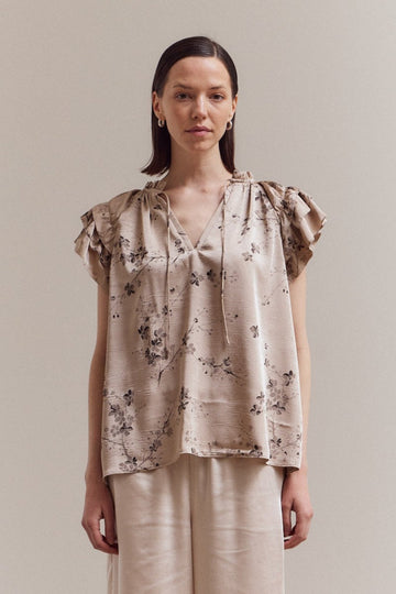 EVIE RUFFLE SATIN TOP