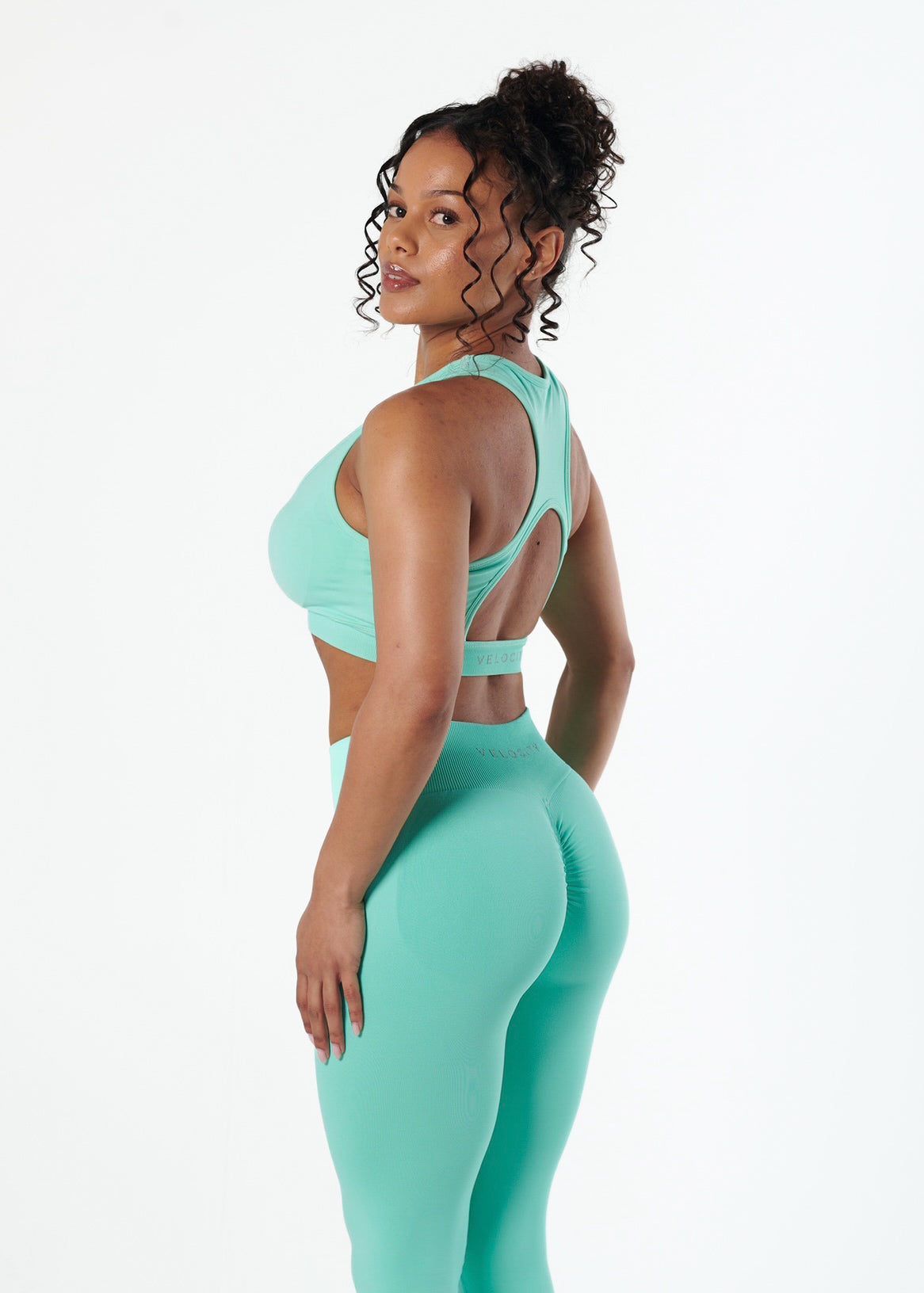 SIGNATURE SPORT BRA - CHOC MINT
