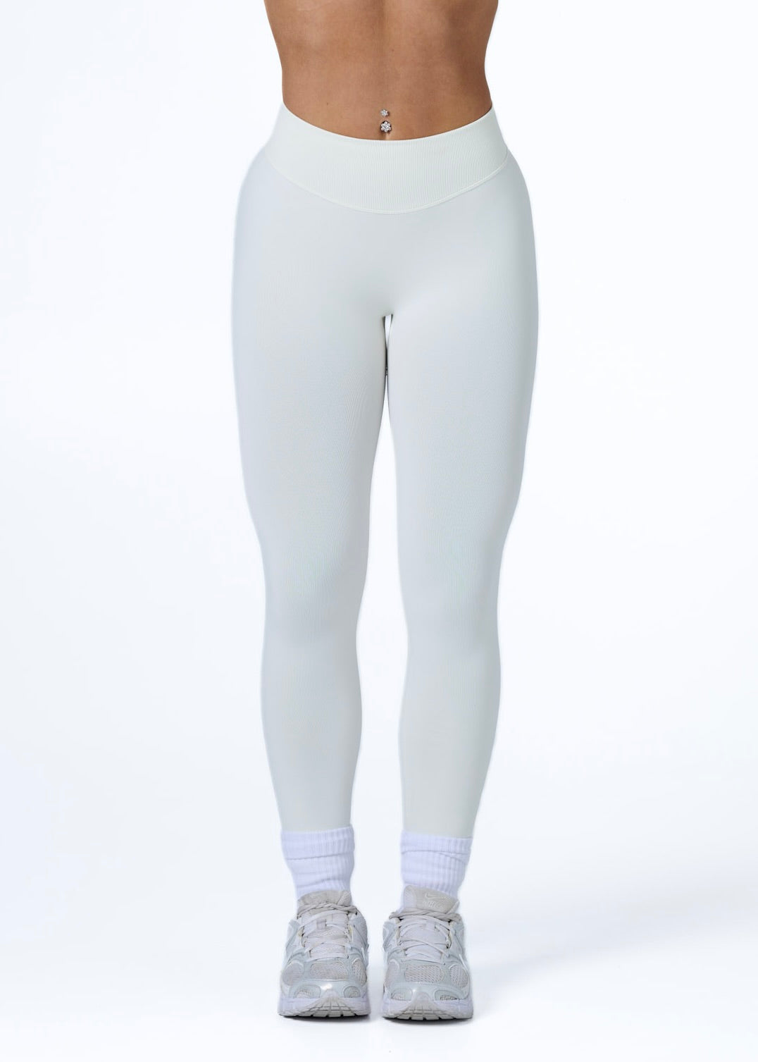 SIGNATURE INVISIBLE SCRUNCH LEGGINGS - VANILLA