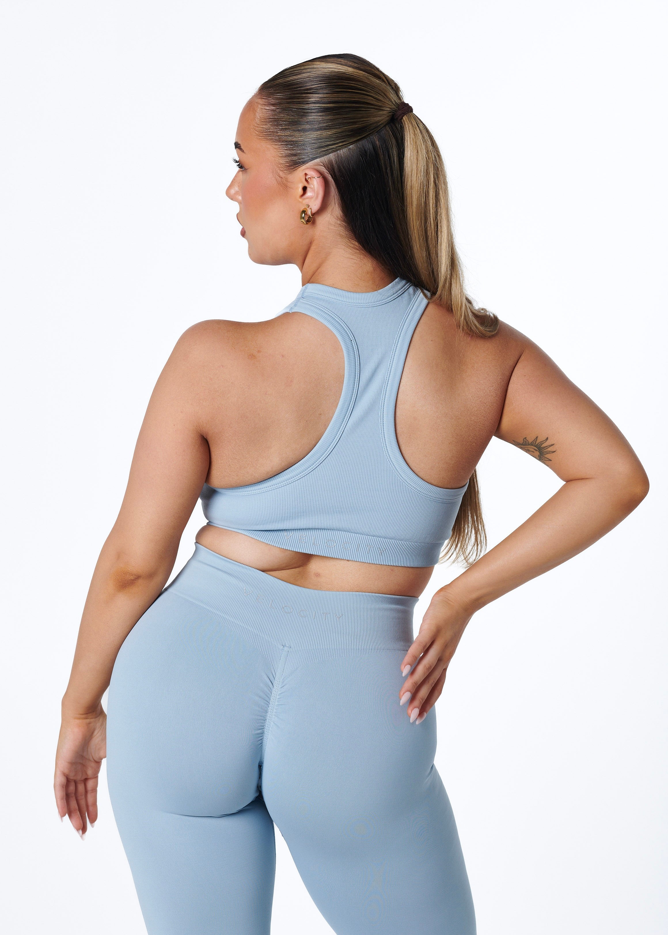 SILHOUETTE CROP - GLACIER