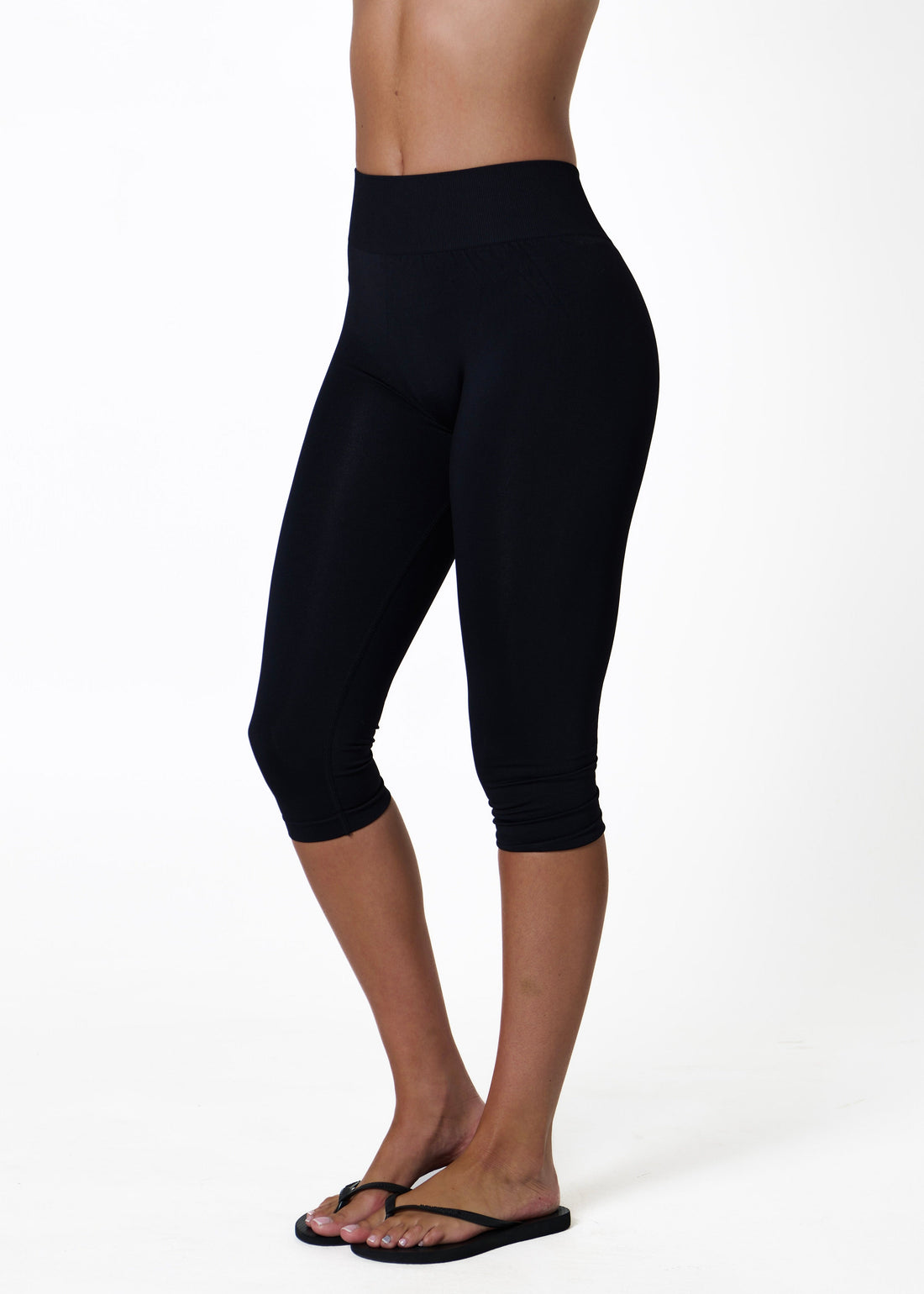 SILHOUETTE SCRUNCH CAPRIS - BLACK
