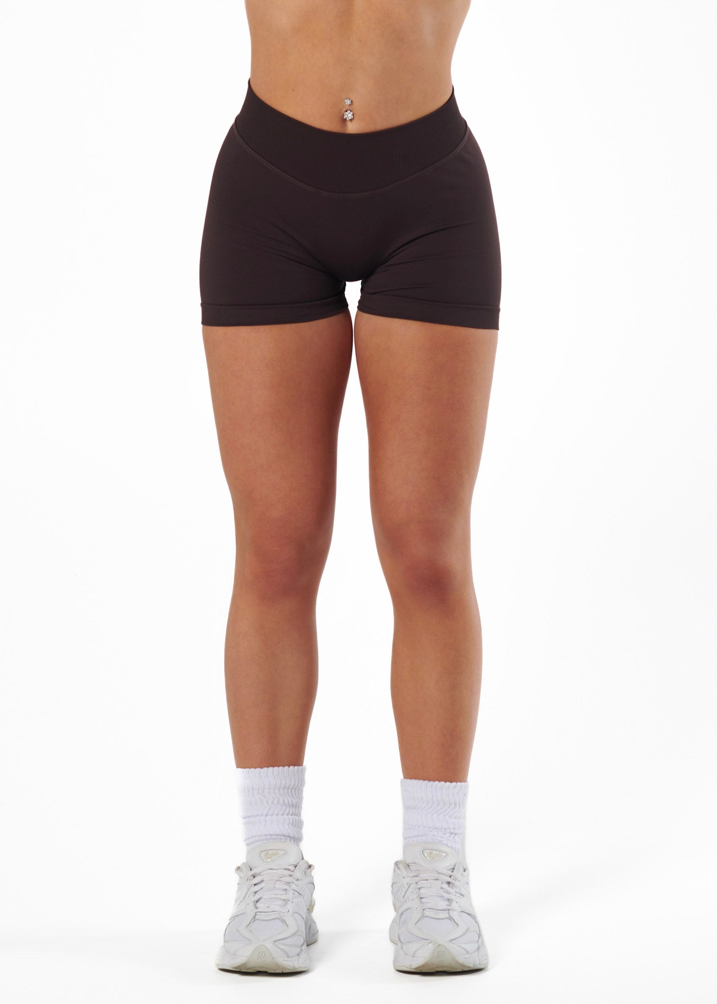 SIGNATURE SCRUNCH SHORTS MINI - ESPRESSO