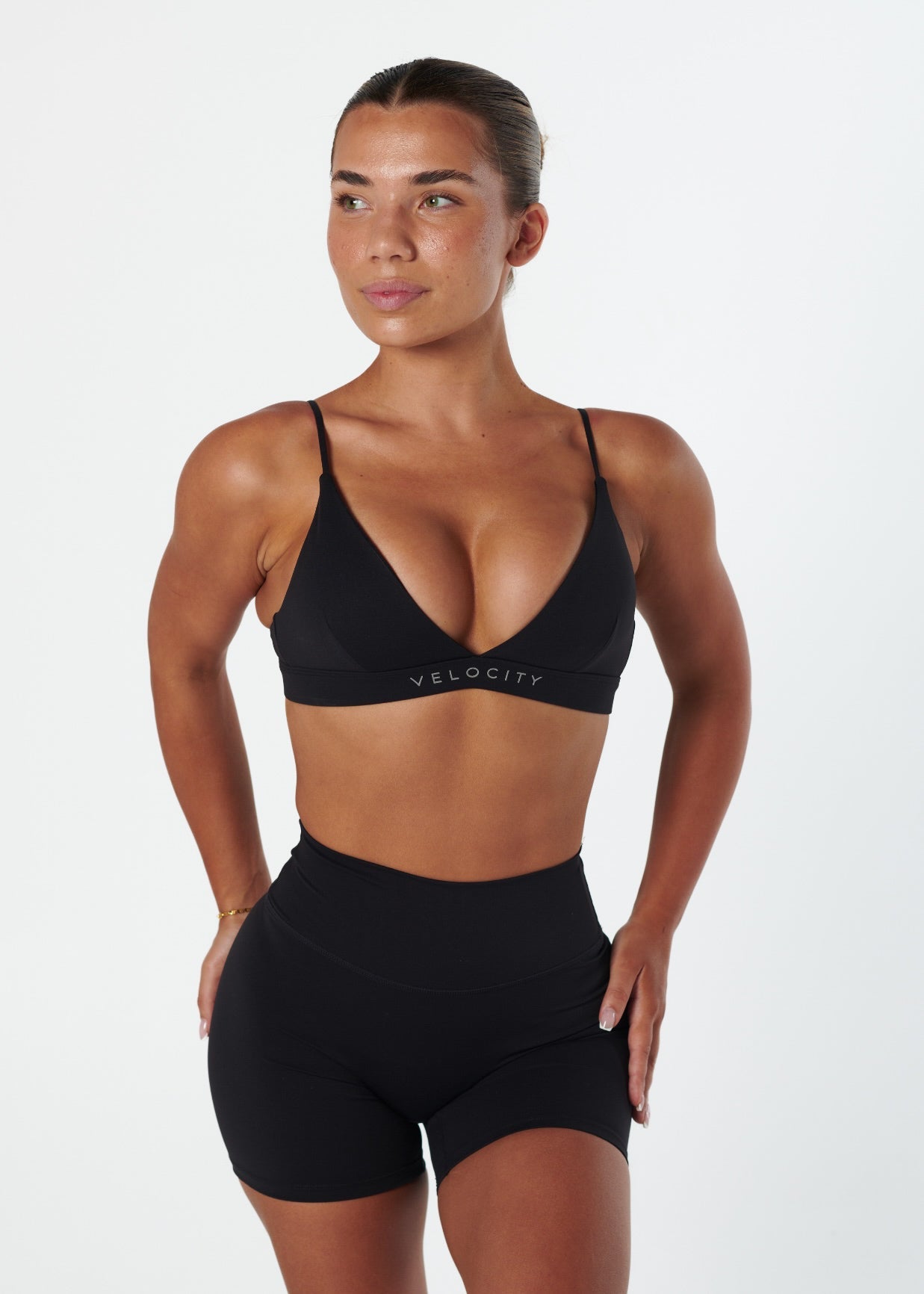 SERENE TRIANGLE BRA - BLACK