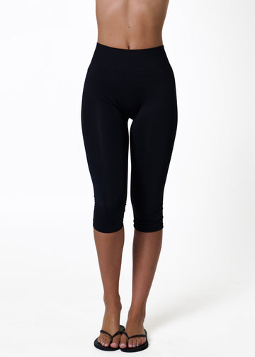 SILHOUETTE SCRUNCH CAPRIS - BLACK
