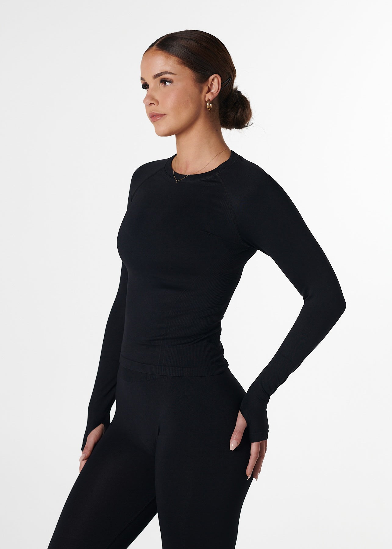SILHOUETTE FITTED LONG SLEEVE - BLACK