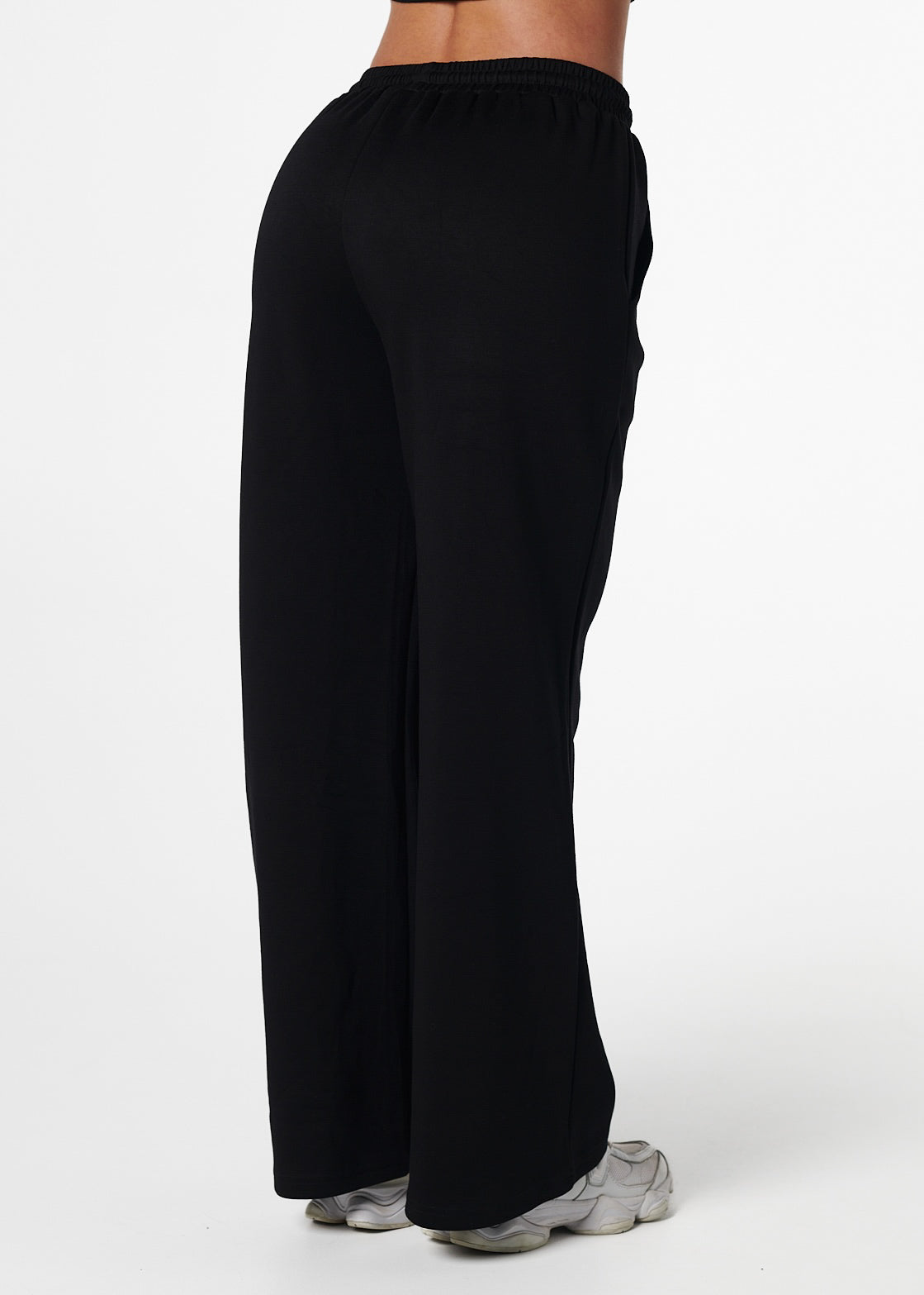 LOUNGE SWEATPANTS - BLACK