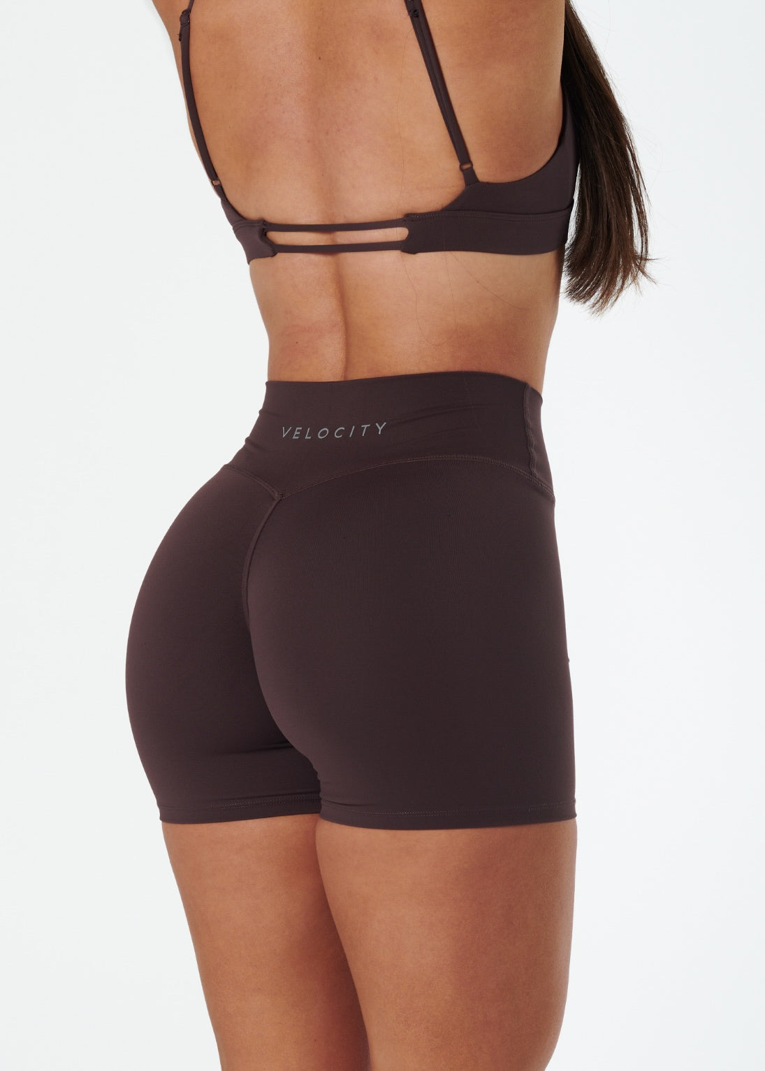 SERENE INVISIBLE SCRUNCH SHORTS - COCOA