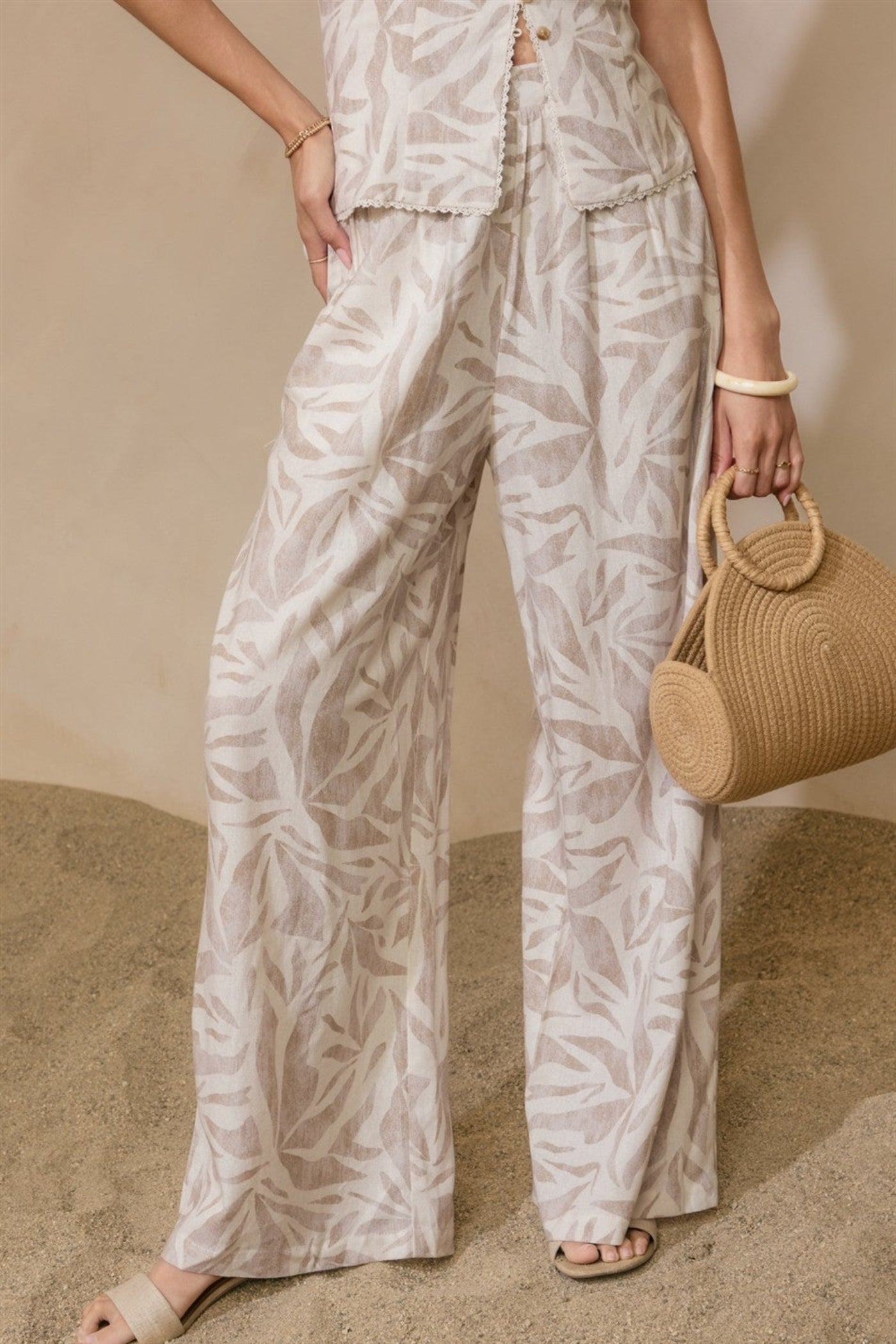 NAZLIA PLEATED TROPICAL PANTS