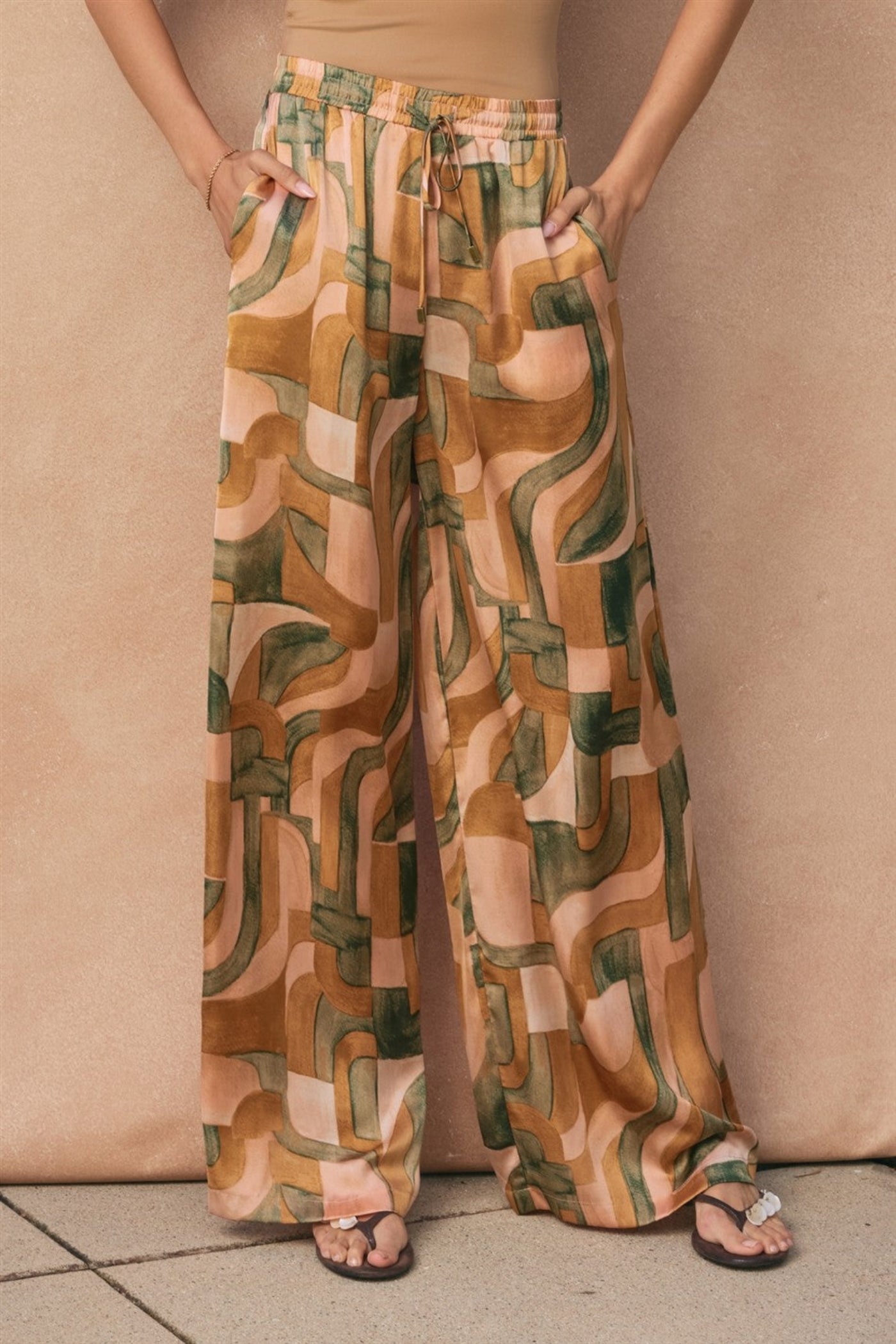 ALLY GEOMETRIC PRINT PANTS