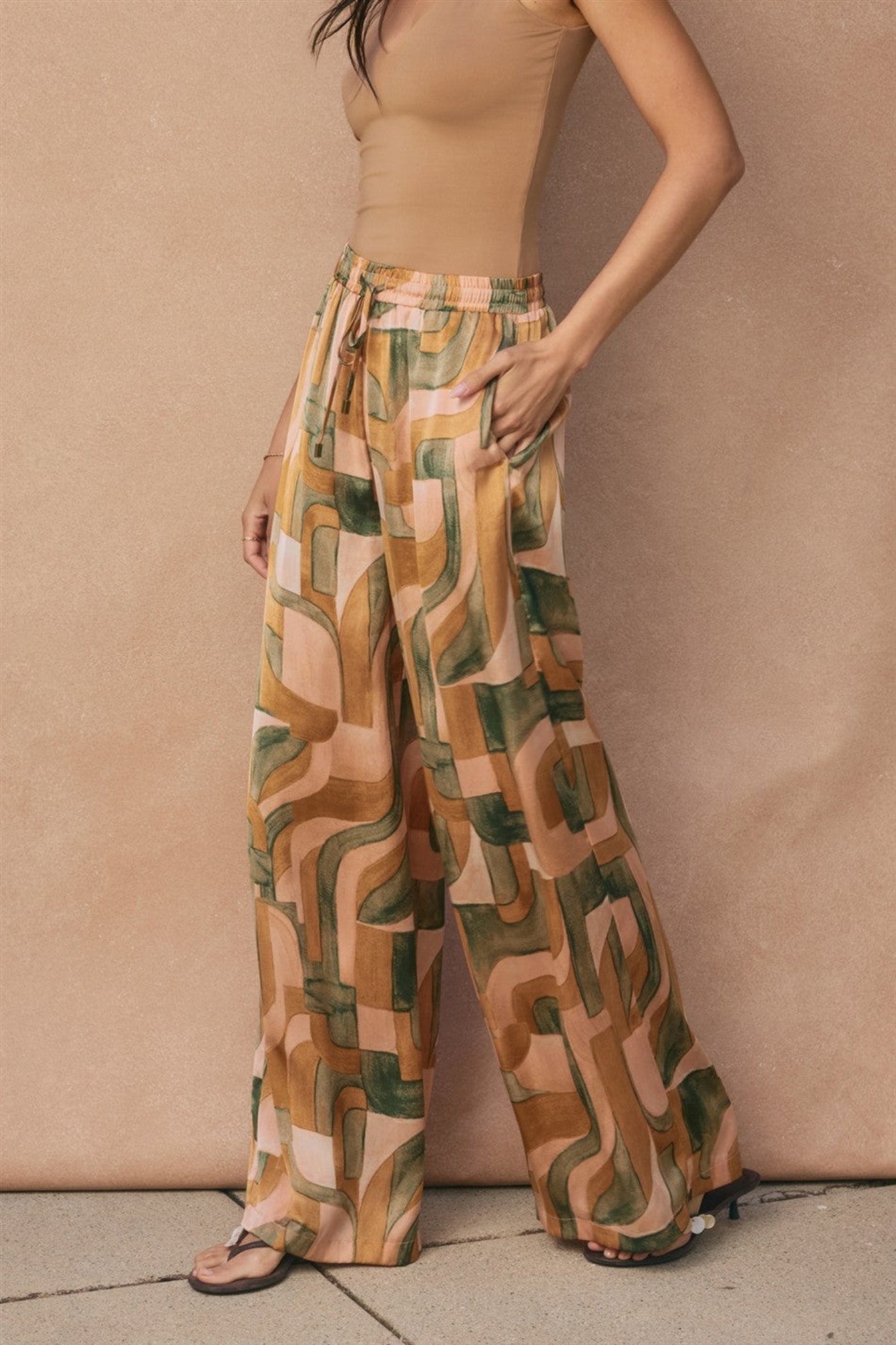 ALLY GEOMETRIC PRINT PANTS