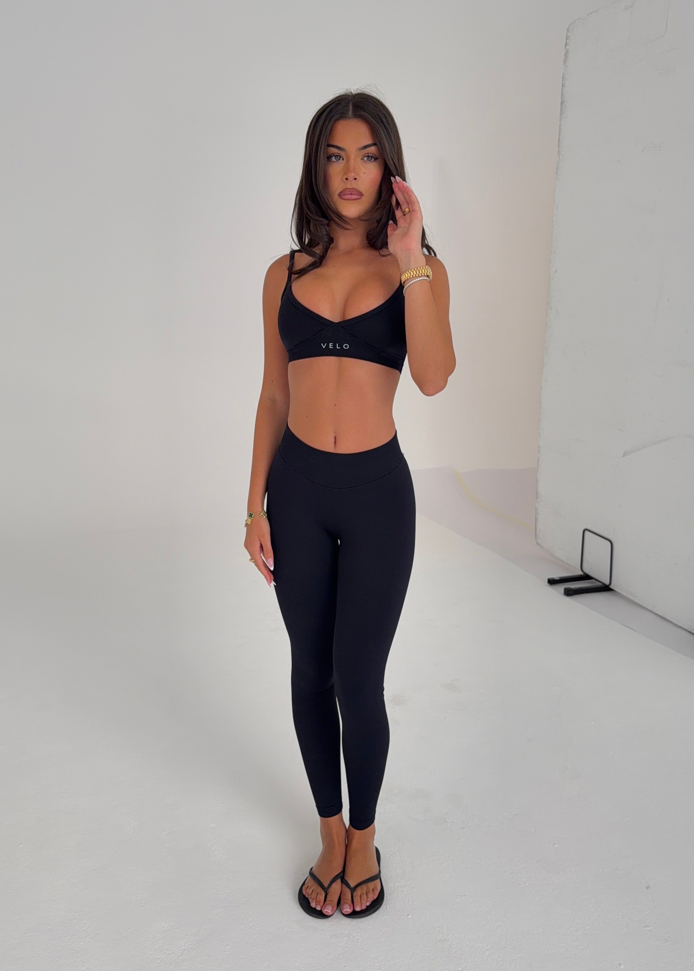 SIGNATURE TRIANGLE BRA - LIQUORICE