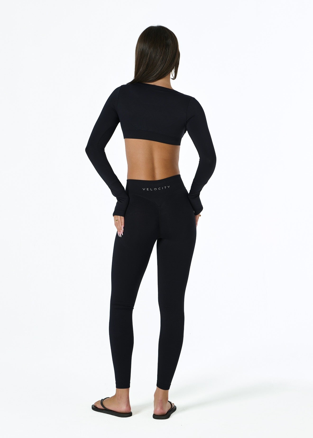 SIGNATURE CROP LONG SLEEVE - LIQUORICE