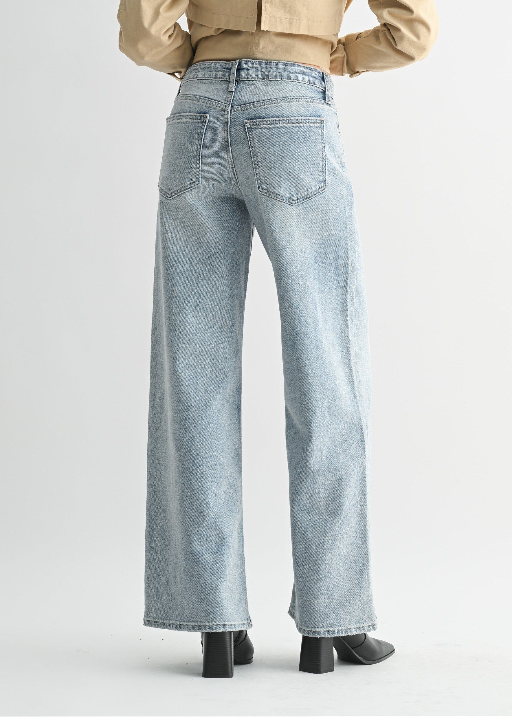KEKE HIGH-RISE STRAIGHT JEAN