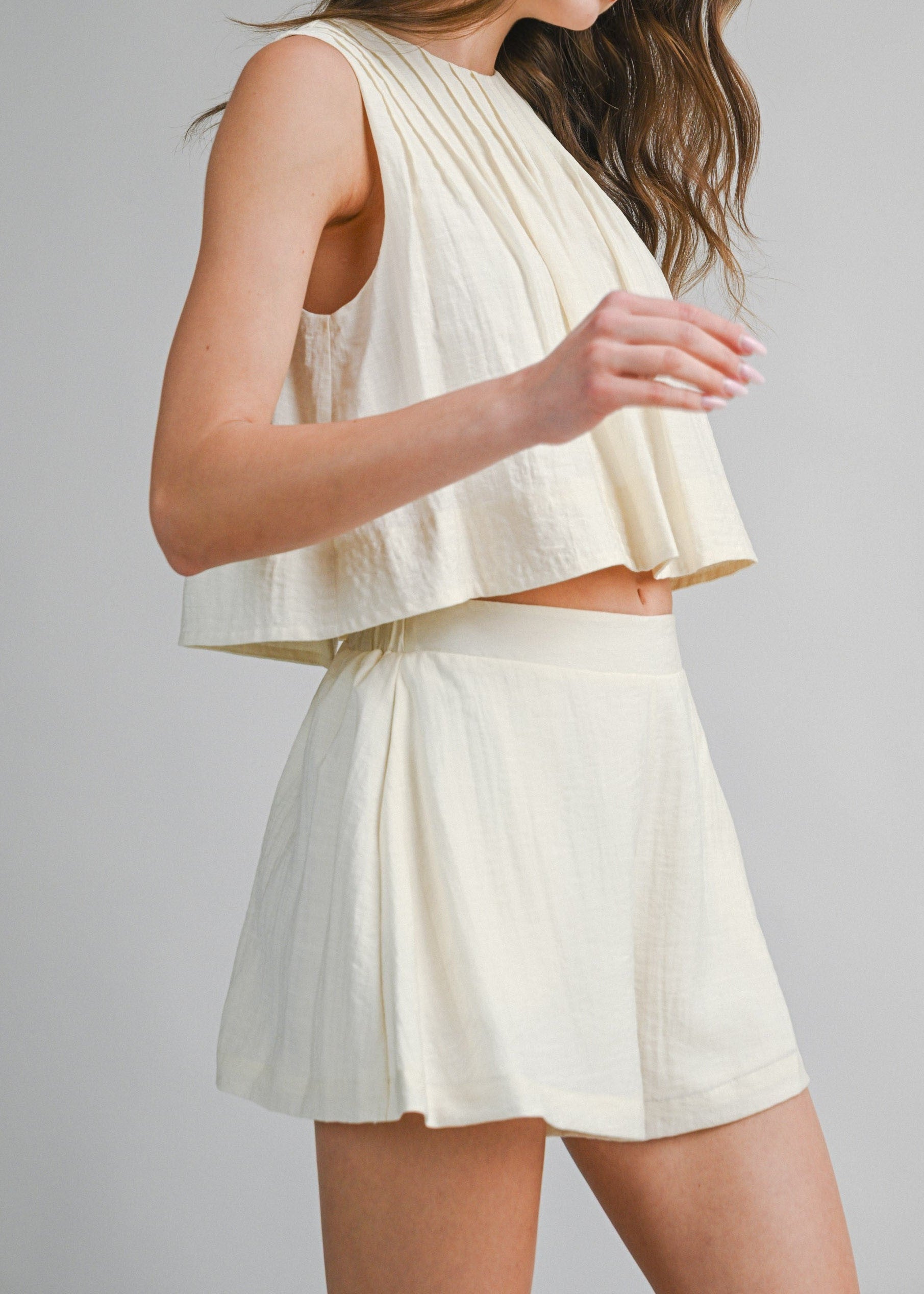 KENDALL PLEATED CROP TOP