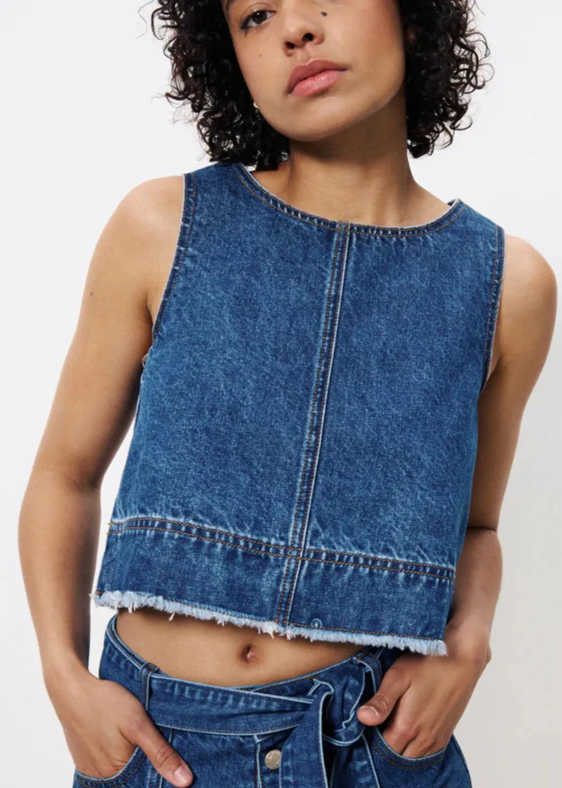 DAFNE DENIM CROP TOP