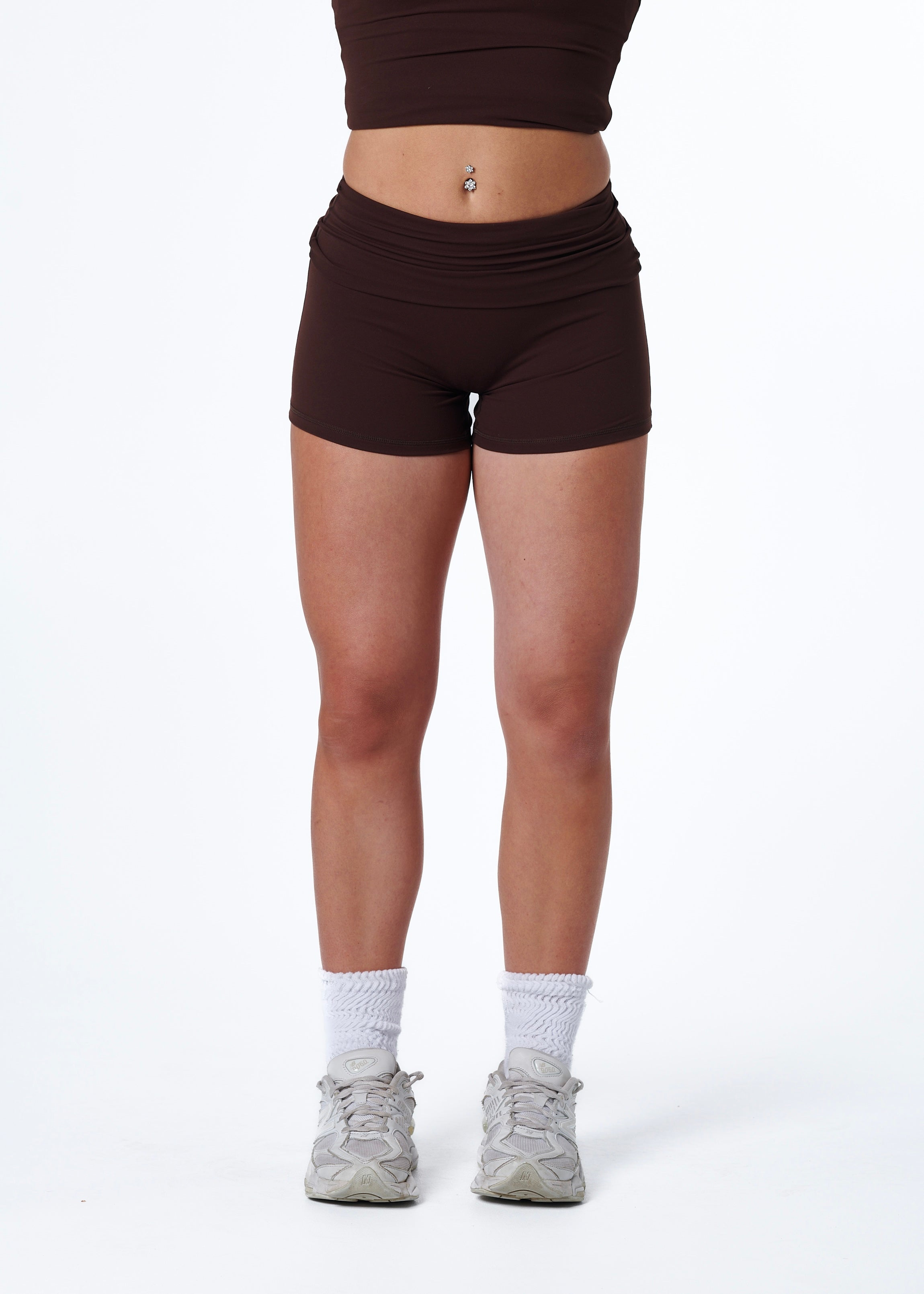 FORM FOLD OVER SHORTS - ESPRESSO