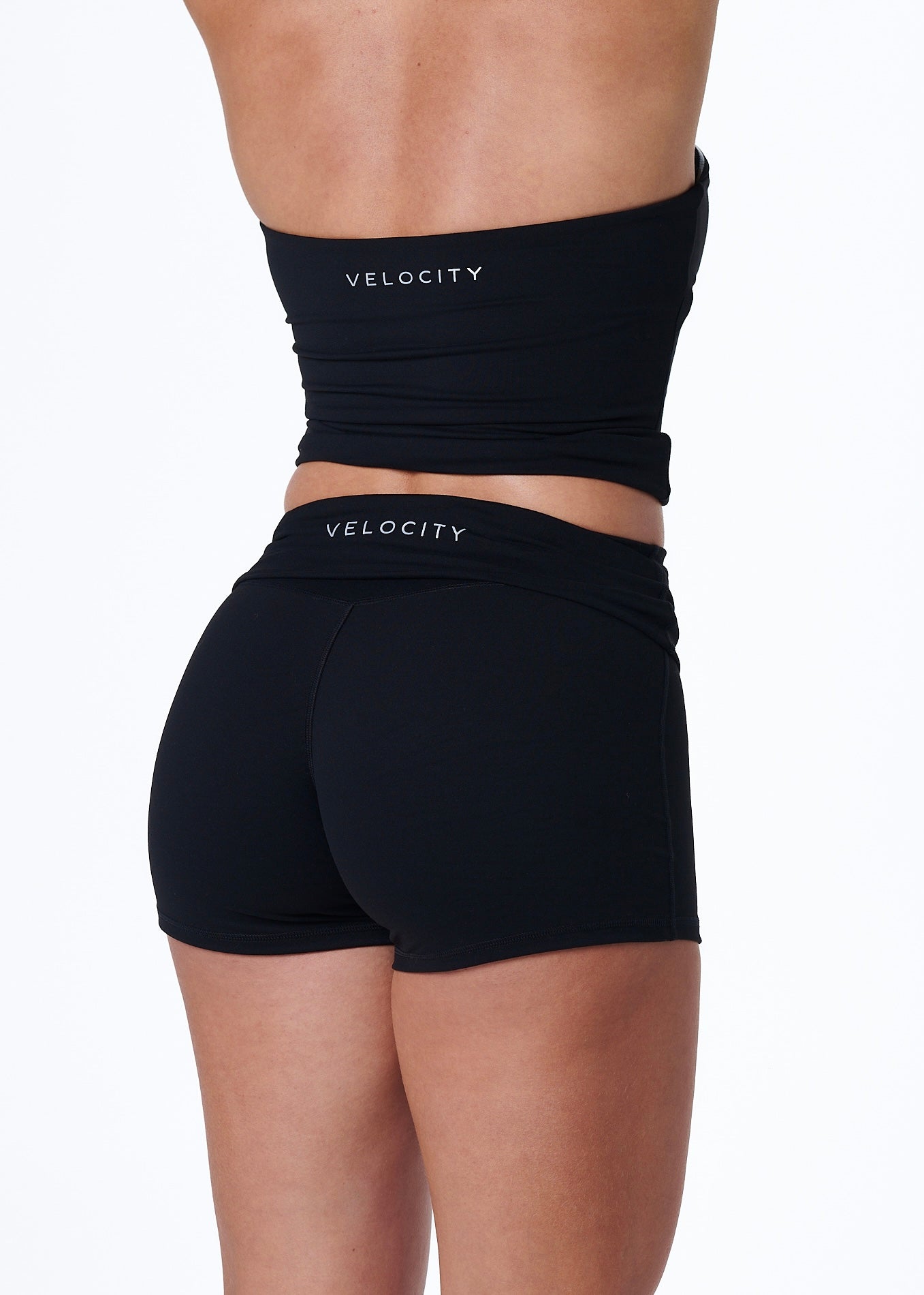 FORM FOLD OVER SHORTS - BLACK