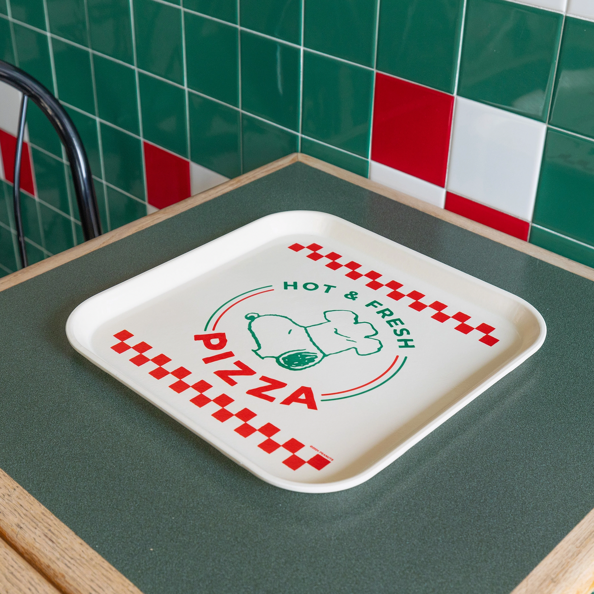 Peanuts? - Snoopy Pizza Tray