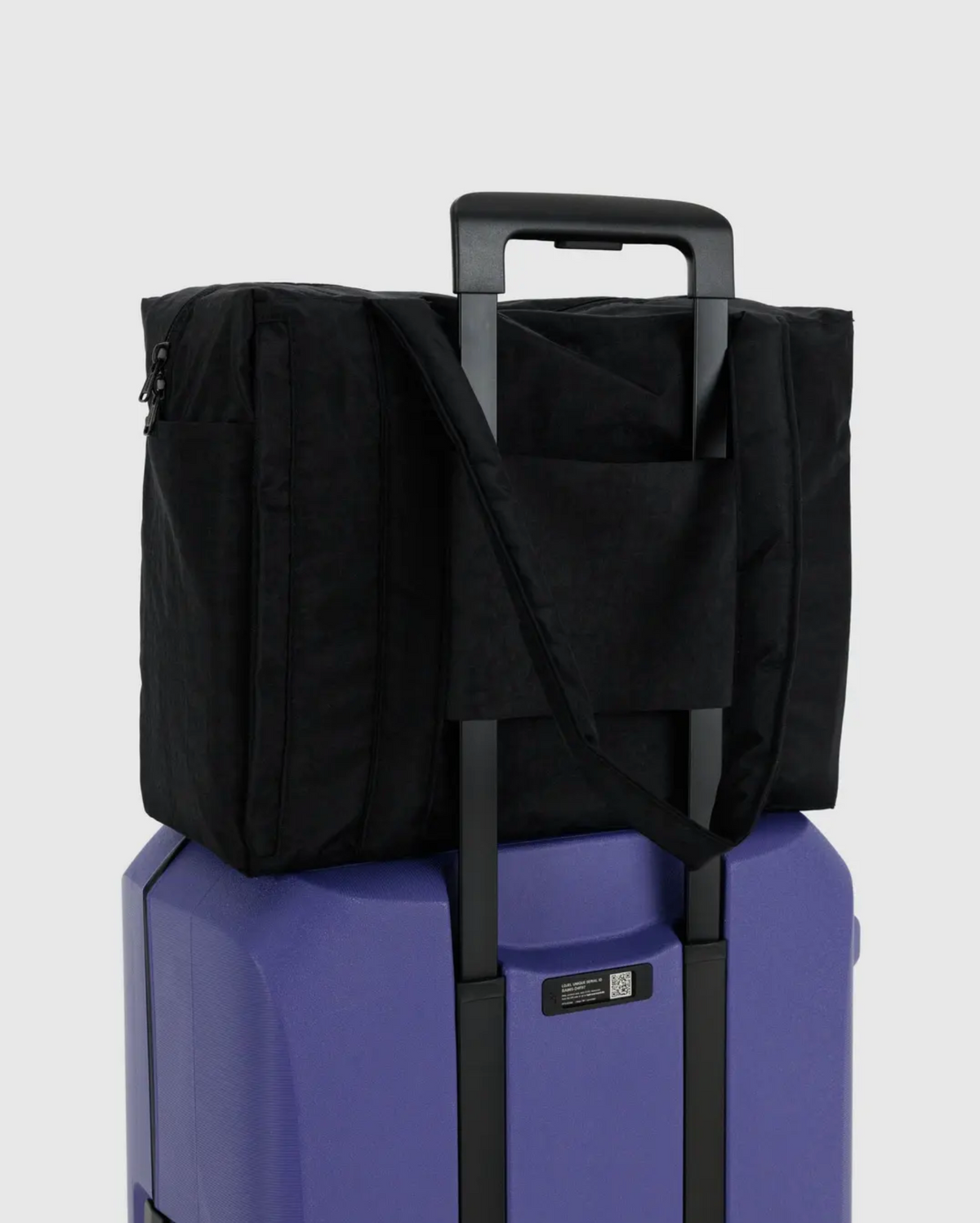 Small Cloud Carry-on Black